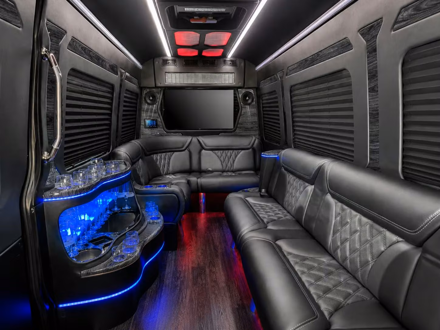 airport transfers for military and government travelers in santa maria