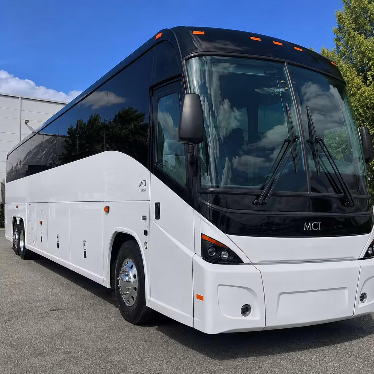 santa maria charter bus rental exterior